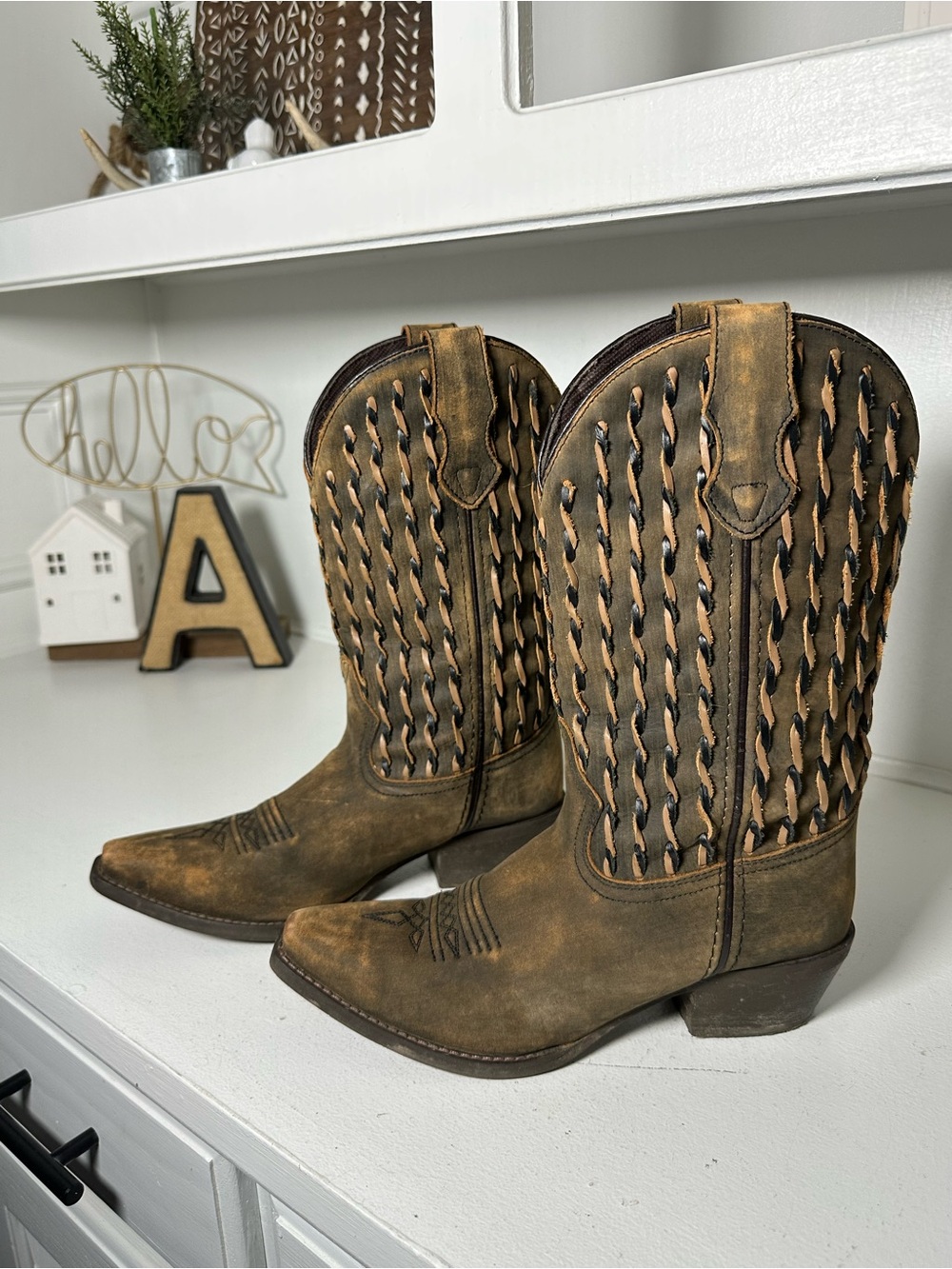 Laredo Cutout Cowboy Boots Womens 8.5 Distressed Brown Western Cowgirl Boots